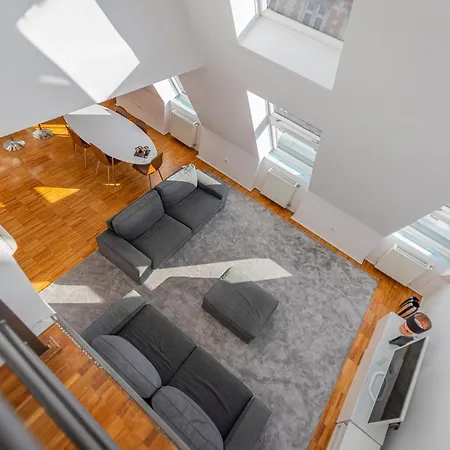 Modern Penthouse Private Terrace Jacuzzi * Budapest
