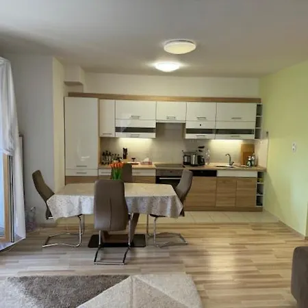 Apartment Luxury Cordia With Free Parking Budapest
