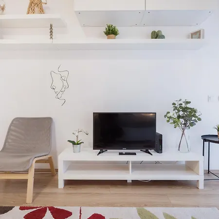 Apartamento The Chic Crib With Balcony *