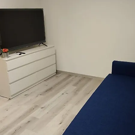 Szekely Near Deak Ferenc Square With Free Parking In Garage Apartment Budapest