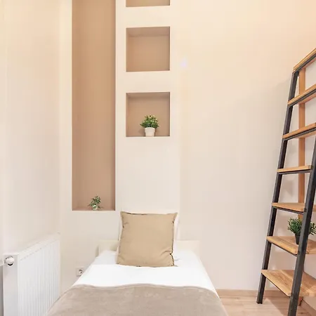 And Cute With 3 And Ac Apartment *