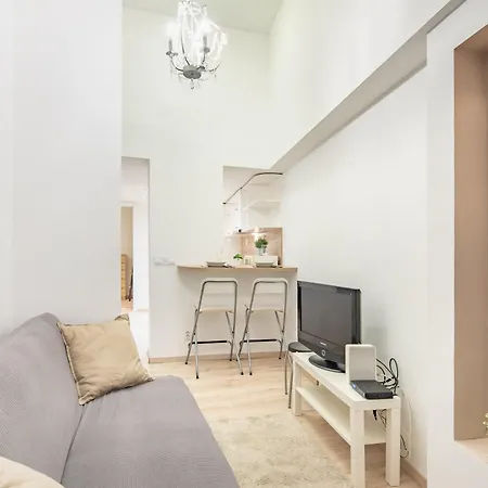Apartment And Cute With 3 And Ac Budapest