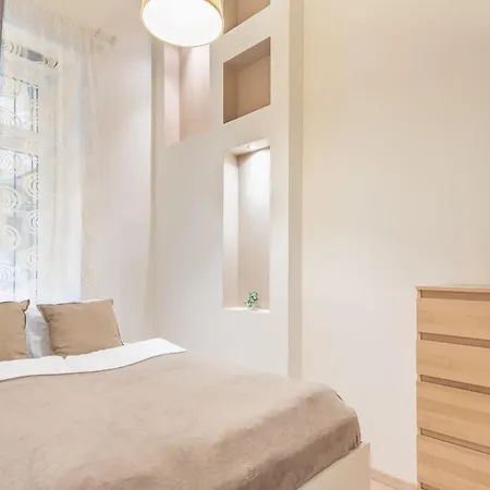 And Cute With 3 And Ac Apartment