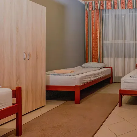 Deep Hostel