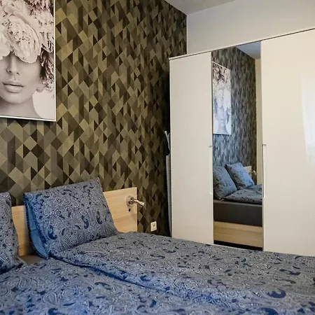 Happy Tiger Premium * Budapest