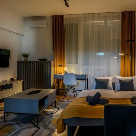 King's Golden Flat Apartment Budapest