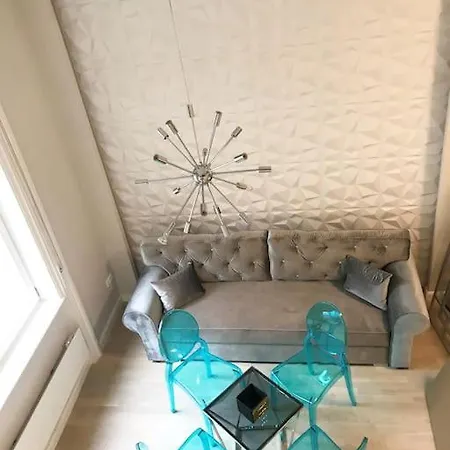 Stylish Near The River Apartment Budapest