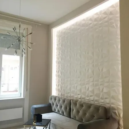 Appartamento Stylish Near The River *