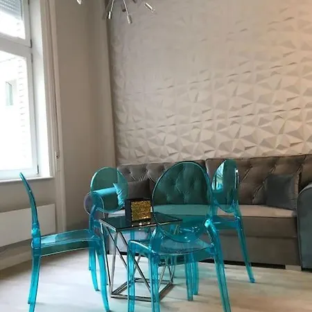 Stylish Near The River * Budapest