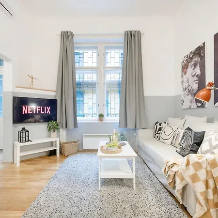 - 2 Min To Newyork Cafe Apartment Budapest
