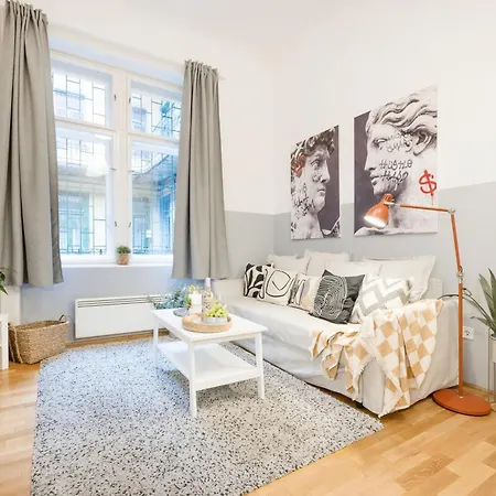 Apartment - 2 Min To Newyork Cafe *