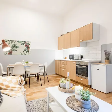 Apartment - 2 Min To Newyork Cafe