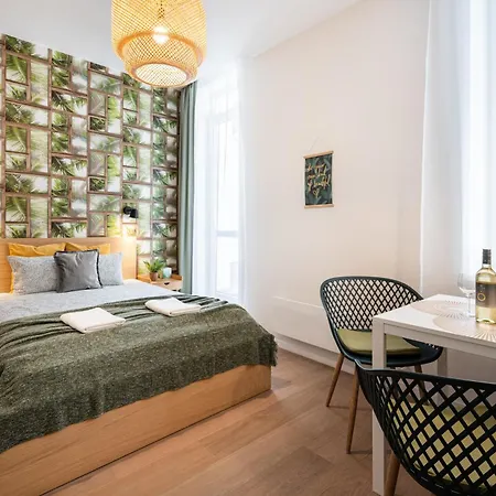 Apartment Pop Art In The Heart Of *