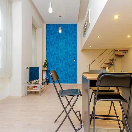 Colorful Cityscape Retreat By Nw * Budapest