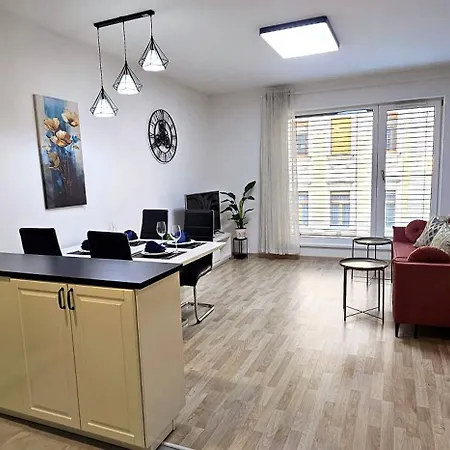 Apartment Dn W&w
