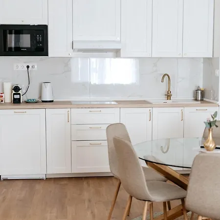 Grandelux Apartment *