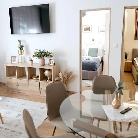 Apartment Grandelux *