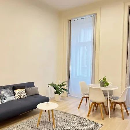 Apartment Downtown Deak-2bedrooms Big Cozy *