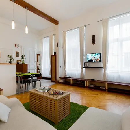 Apartment Izabella_48 Tastes - Experiences - Hungary