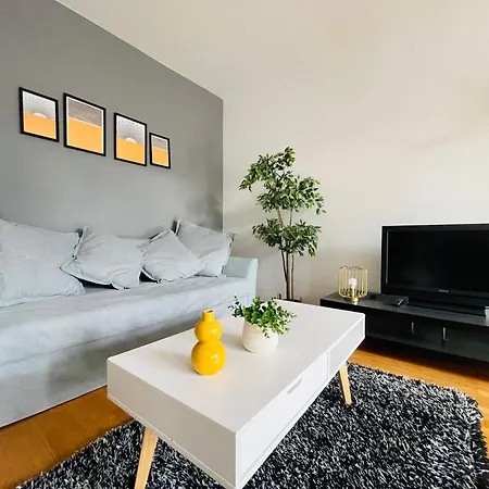 Bp-est Cp Apartment Budapest