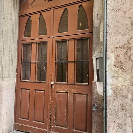 Unique Offer, Two In One! 2 Studio Egyuett Apartment Budapest