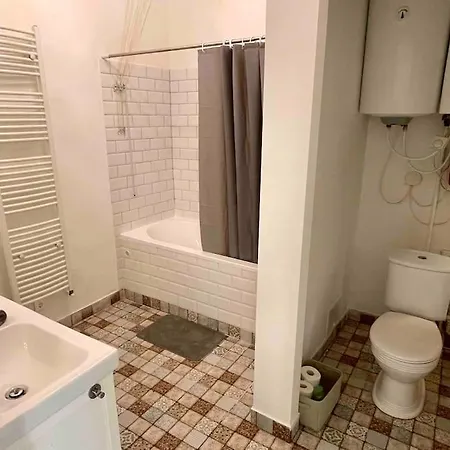 Apartment Knezits Spacious Ac Terrace Free Parking *