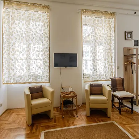 Apartment Pearl In The City Budapest