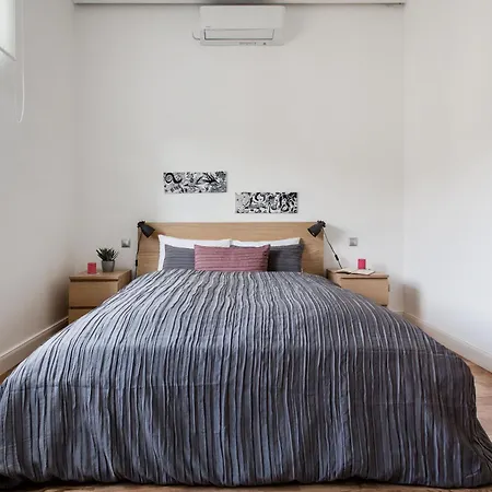Apartment Luxurious Danubeside For 4 Budapest