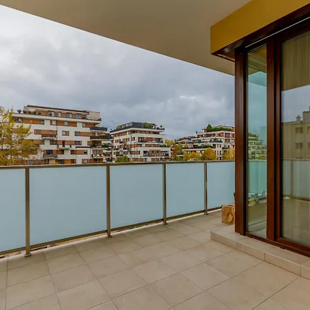Luxury Cordia With Free Parking Apartment
