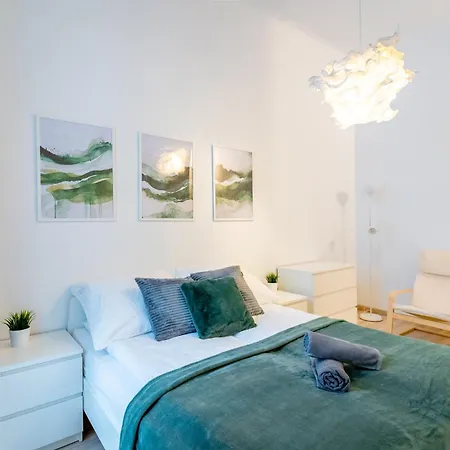 Apartment Wave - 3 Bedroom In Center Budapest