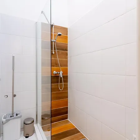 Wave - 3 Bedroom In Center Apartment Budapest