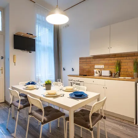 Wave - 3 Bedroom In Center * Budapest