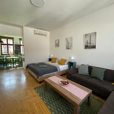 Design # Dob16 #downtown #nightlife Apartament *