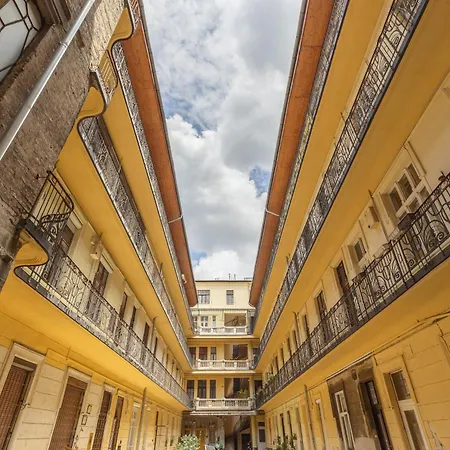 Akac Boutique 2. Budapest