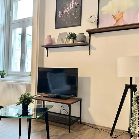 Apartment By Hi5 Apartments- Erzsebet 44 Budapest