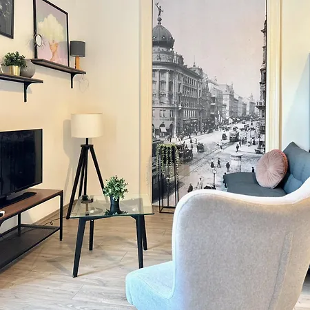 By Hi5 Apartments- Erzsebet 44 Budapest