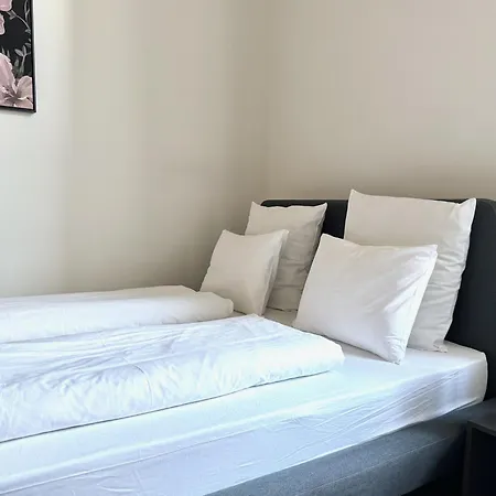 By Hi5 Apartments- Erzsebet 44 Apartment *
