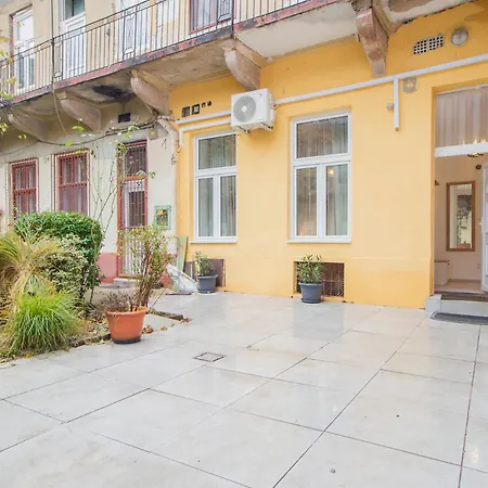 Dob With Ac Appartement