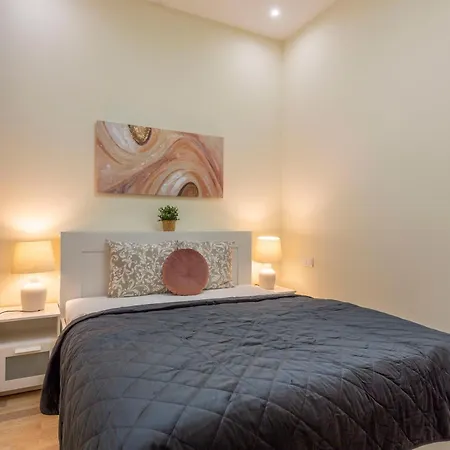 Spacious Bajcsy In The Heart Of * Budapest