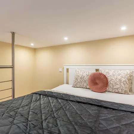Spacious Bajcsy In The Heart Of Budapest