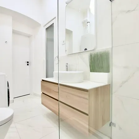 Premium By Hi5- Roekk Szilard 3 Bedroom Budapest