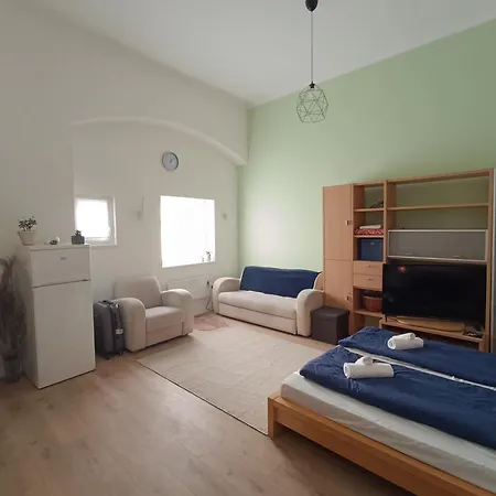 Cozy Place In Buda Xi. * Budapest