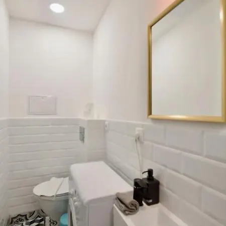 Apartment Standard By Hi5 - Tiny Studio *