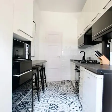 Apartment Standard By Hi5 - Tiny Studio Budapest
