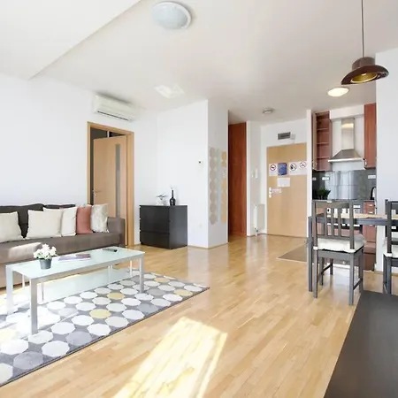 Apartmán Standard By Hi5 - Kazinczy Street Budapešť