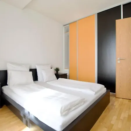 Standard By Hi5 - Kazinczy Street Apartment Budapest