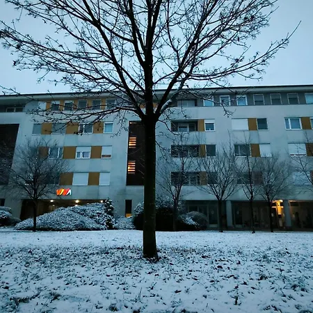 Viva - Cosy Flat In - Free Parking Apartmán