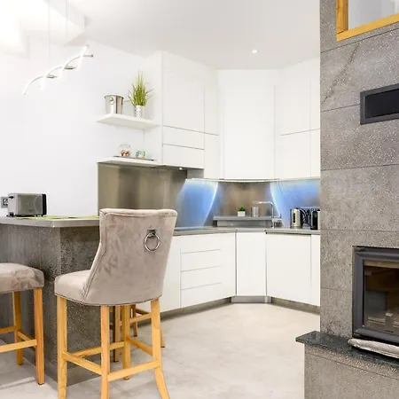 Triplex, Rooftop With Parlament View & Jacuzzi Budapest