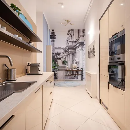 Comfy Downtown Hideaway With Urban Touch Apartment *