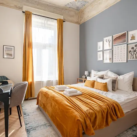 Comfy Downtown Hideaway With Urban Touch Apartment *